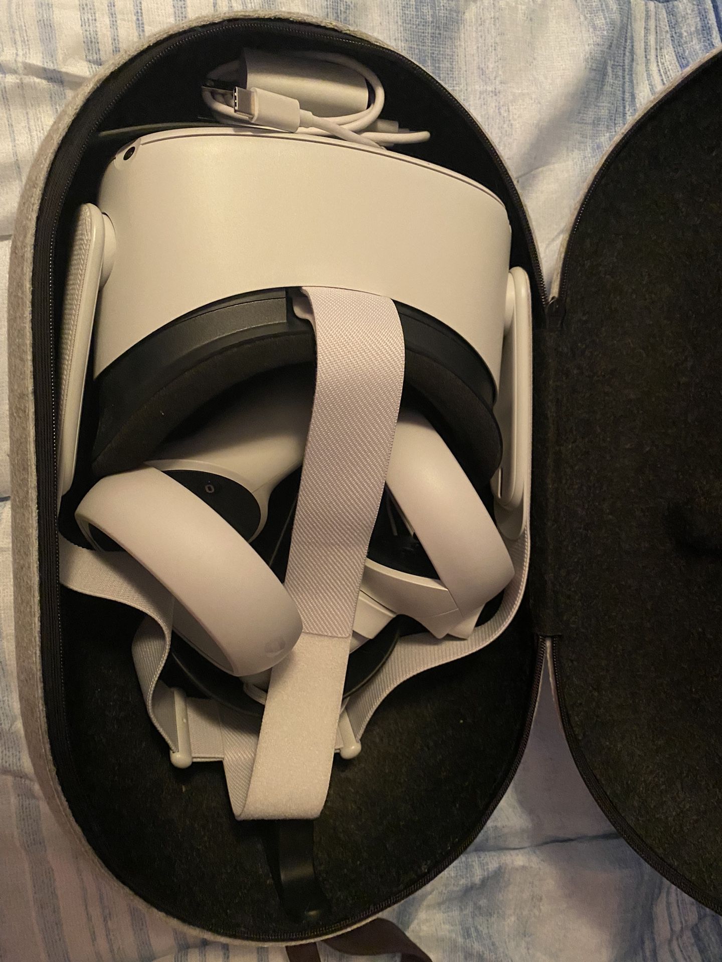 Oculus Quest 2 For Sale