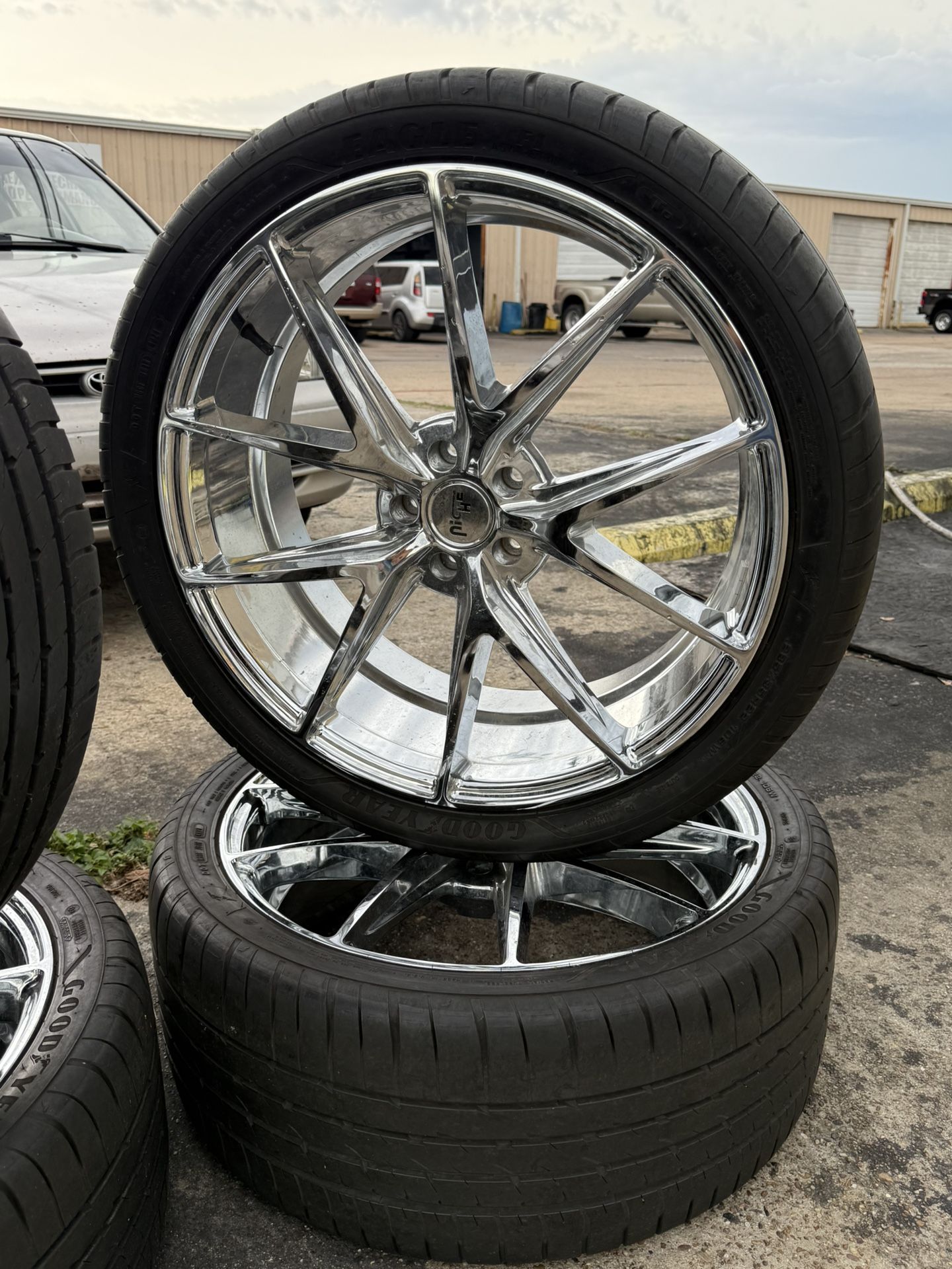 285/35R22 Goodyear Tires With Chrysler Rims