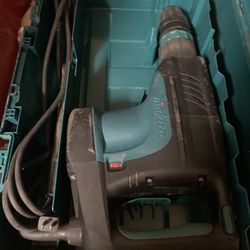 Mikita Chipping Hammer