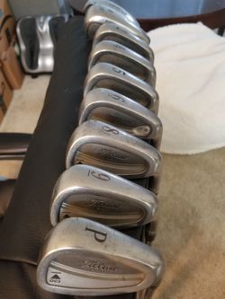 Titleist DCI 990 Golf Clubs