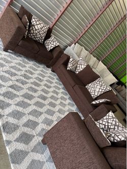 Nice 3pc sofa couch set (DELIVERY AVAILABLE)