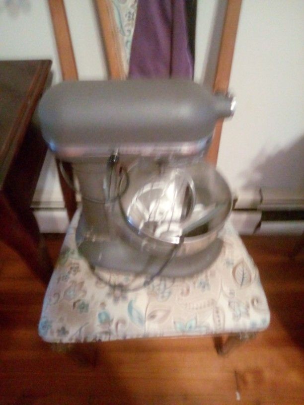 Kitchen Aid Mixer Used