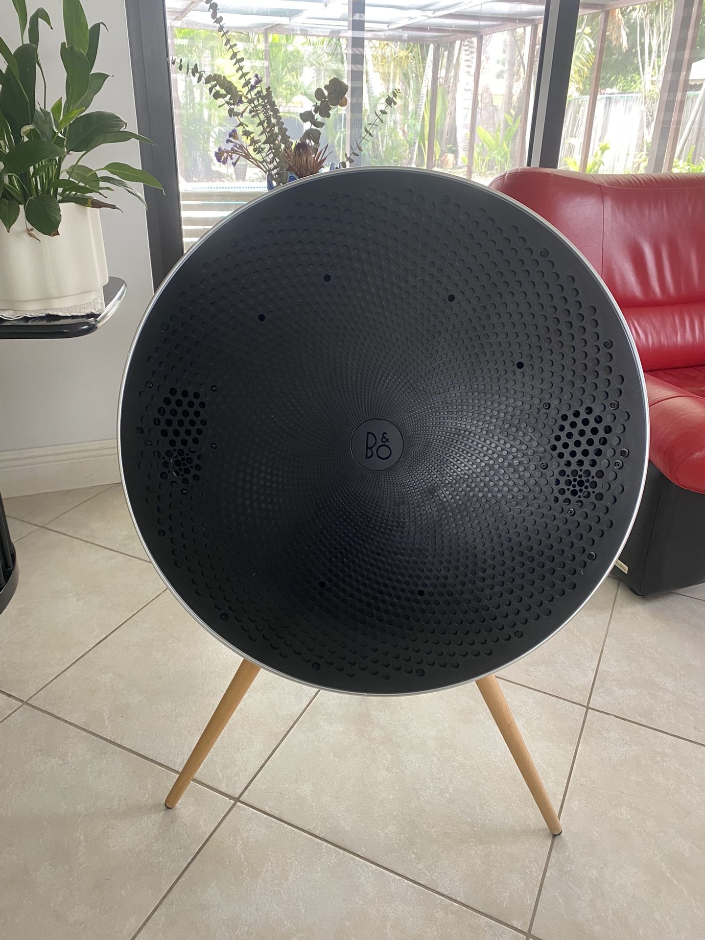 Bang & Olufsen Beoplay A9 Speaker1st Gen. Wi-Fi , No Blue Tooth.