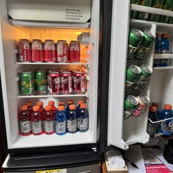 Mini Fridge 