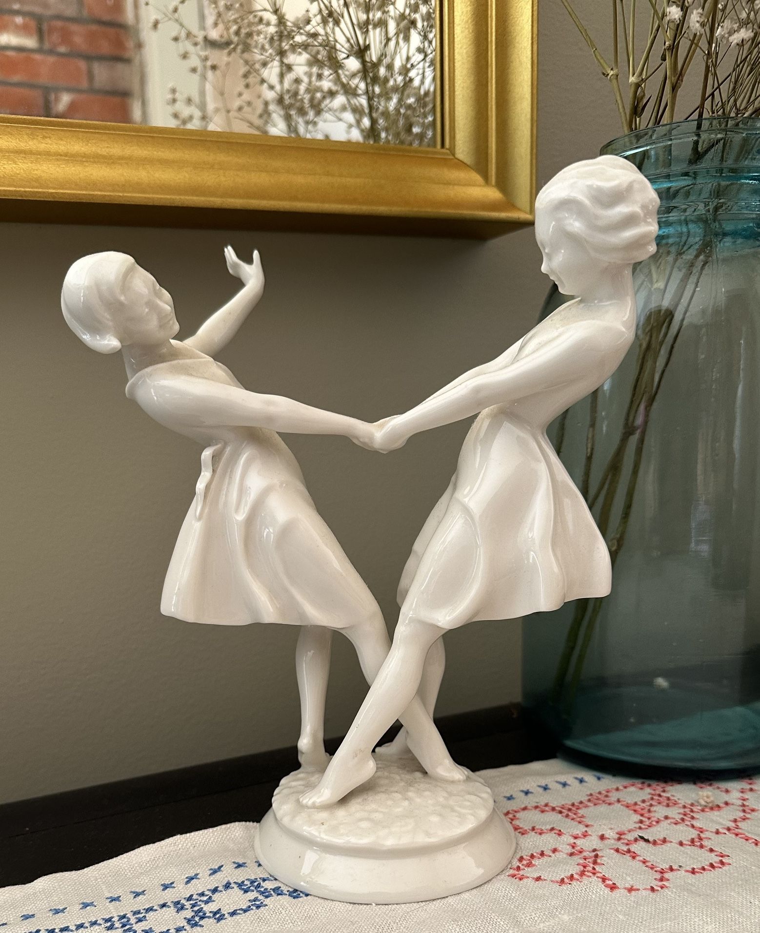 Vintage Hutschenreuther Dancing Sisters Figurine Art Deco Style