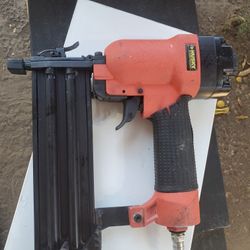 Husky 18ga Brad Nailer 