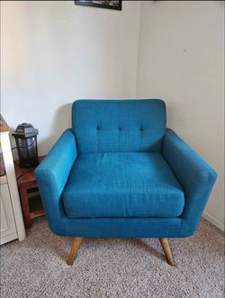Blue/Teal Living Room Chair