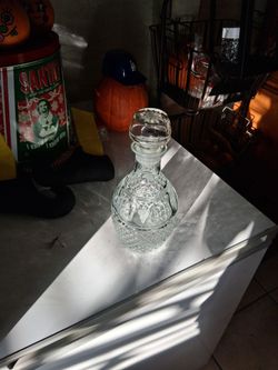 VINTAGE DECANTER