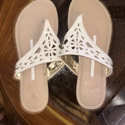 Size 6 Cute Sandals 