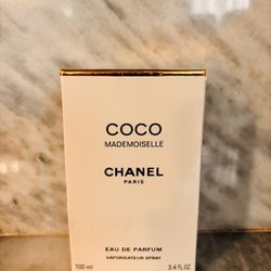 CHANEL Paris Negotiable
