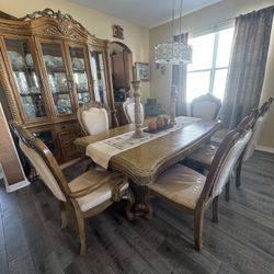 Wood crafted Dining Table 