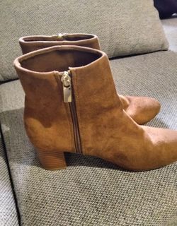 Women's boots