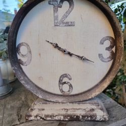 Vintage Styled Clock, unique and working