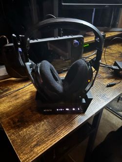 Astro A50 Gen 4 for PC, PS4, PS5 with HDMI Adapter and Base Station