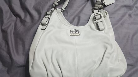 Coach rate white Maggie