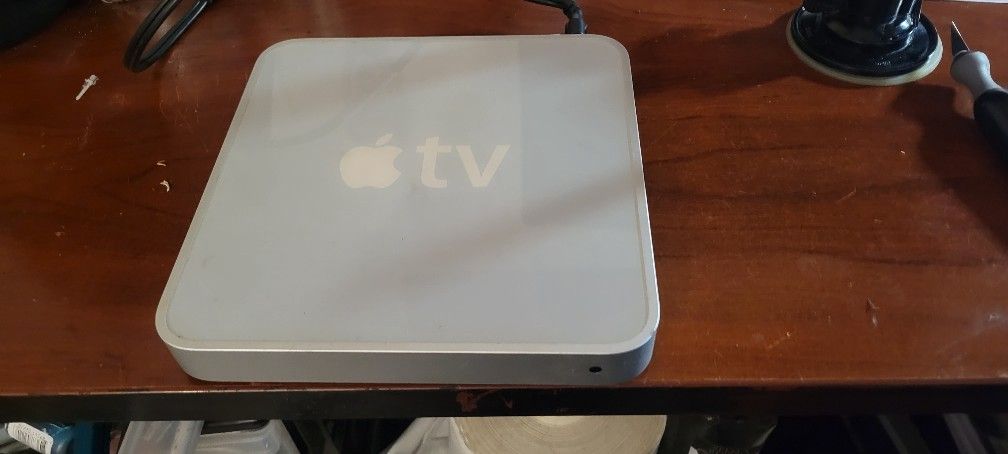 APPLE TV