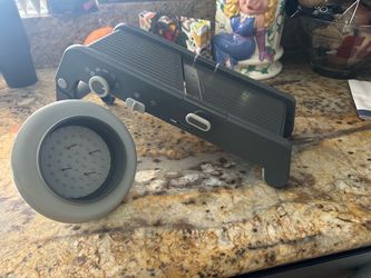 Progressive International Slicer, Black - Professional Kitchen Slicing Tool