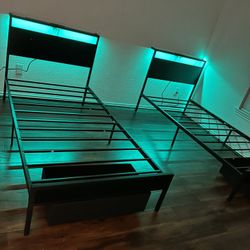 1 Twin Size Led Bed 