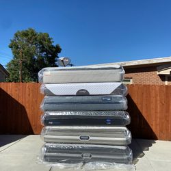 KING SIZE  MATTRESS FOR SALE !! 