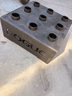Rogue Fitness 9 bar holder