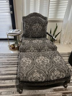 Ethan allen harris online chair