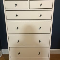 6-drawer dresser 