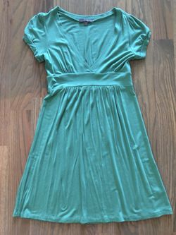 Forever 21- Sea green- size medium- comfy cotton v-neck sundress