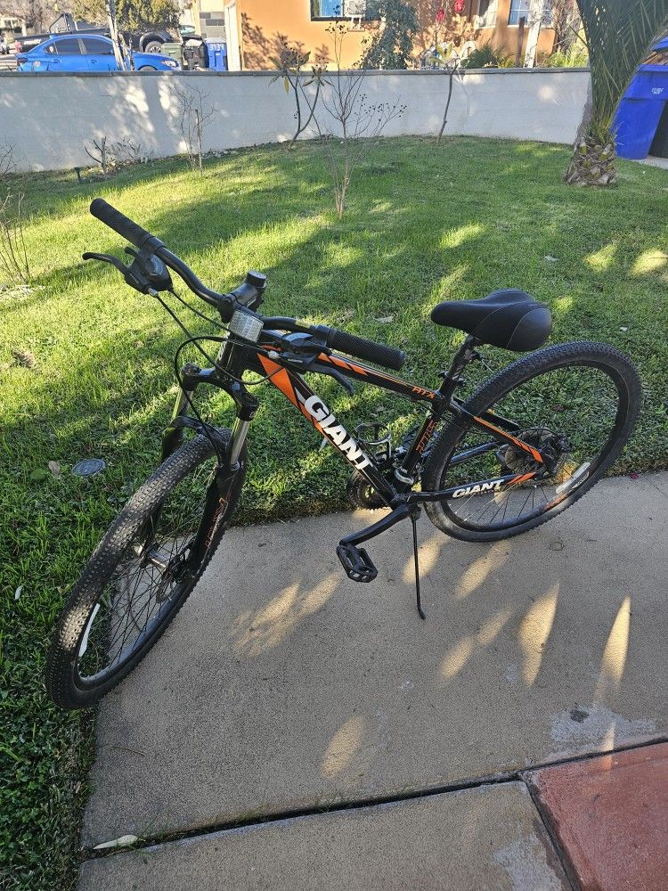 Giant Aluxx Technology Mountain Bike  

And Giant Trance 3 Mountain Bike 