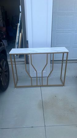 Accent/Sofa Table