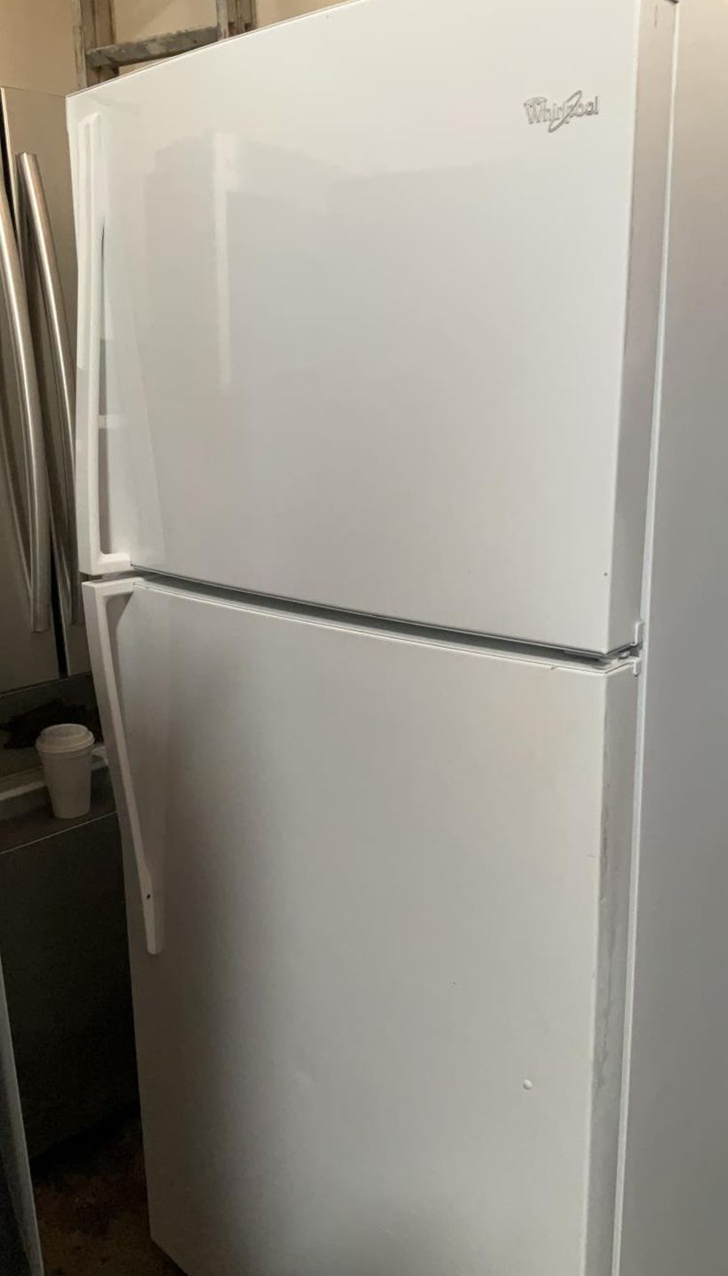 Whirlpool Top Mount White Refrigerator