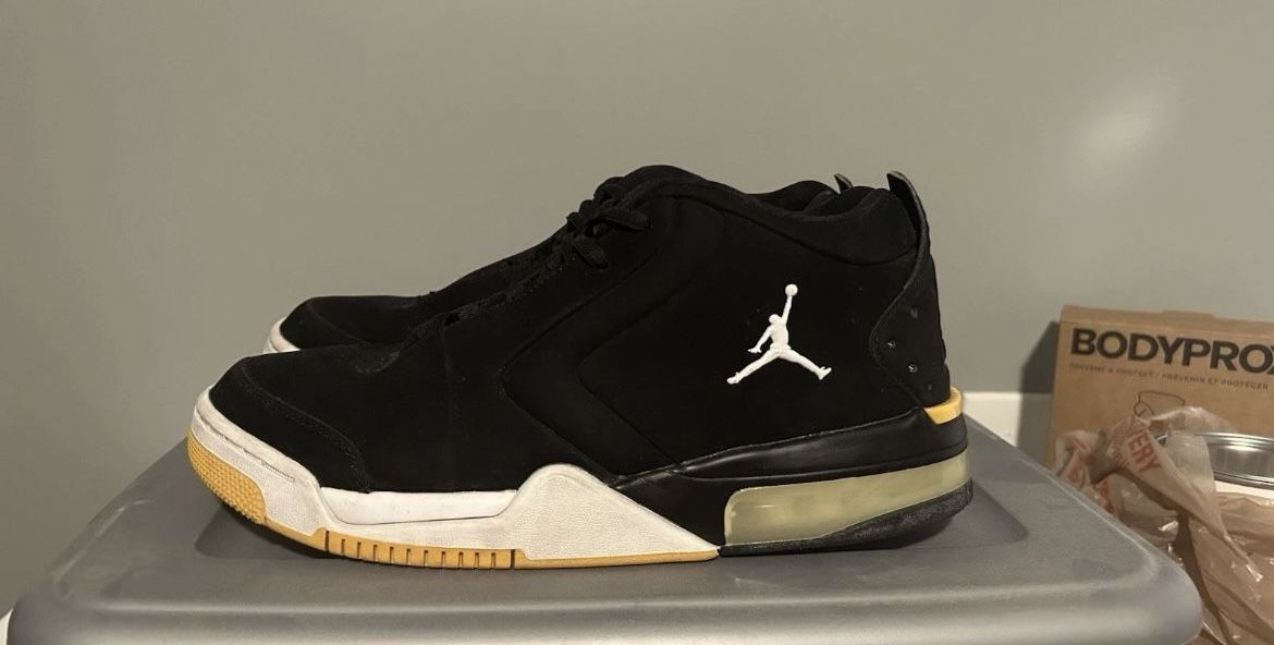 Men Jordan 1 Big Fund Black University Used SZ 10 , Lets Make A Offer