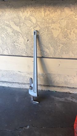 48” PROTO pipe wrench
