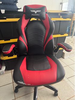 [FREE] USED Gaming Chair