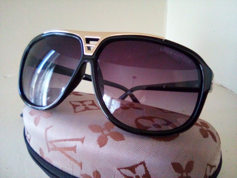 Louis Vuitton Gold Evidence Sunglasses