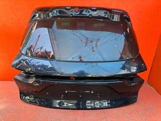 2019 2020 2021 2022 2023 Porsche Cayenne Liftgate OEM