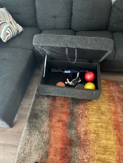 Sectional couch