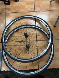 700c carbon fiber c24 model $280 firm