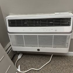 GE Built In WiFi Air Conditioner 12,000 BTU 230V 