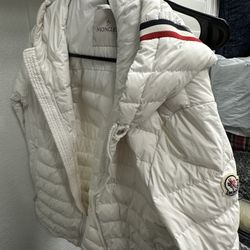 Authentic Men’s Moncler Jacket Size Medium