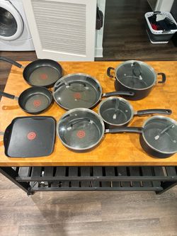 T-fal Nonstick Cookware Set with Lids