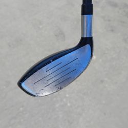 Golf Clubs! TaylorMade JetSpeed 3 Hybrid!