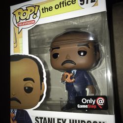 Funko pop exclusive the office Stanley Hudson with pretzel