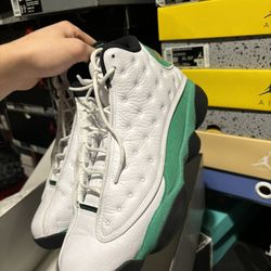 Jordan 13 Lucky Green Size 10