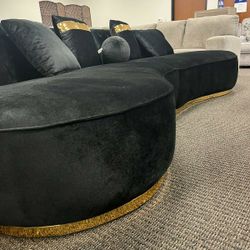 Ella Velvet Black Curved Sectional👈Financing Available Only $10 Down Payment🥳
