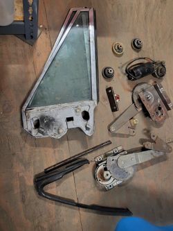 1964 Ford Thunderbird Window Glass Passenger Right Side Driver Left Side Quarter Vent 1965 Tbird 1966 Part Parts