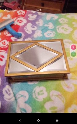 Vintage jewelry box