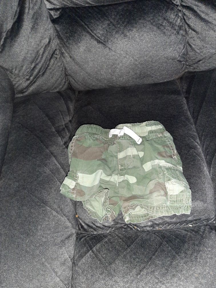 Shorts size 6 months