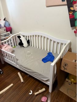 Toddler bed white wood with mattress