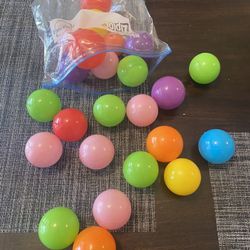 Lot Of 23 Plastic Balls Toys 