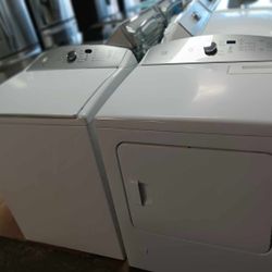 KENMORE TOP LOAD WASHER AND DRYER SET 